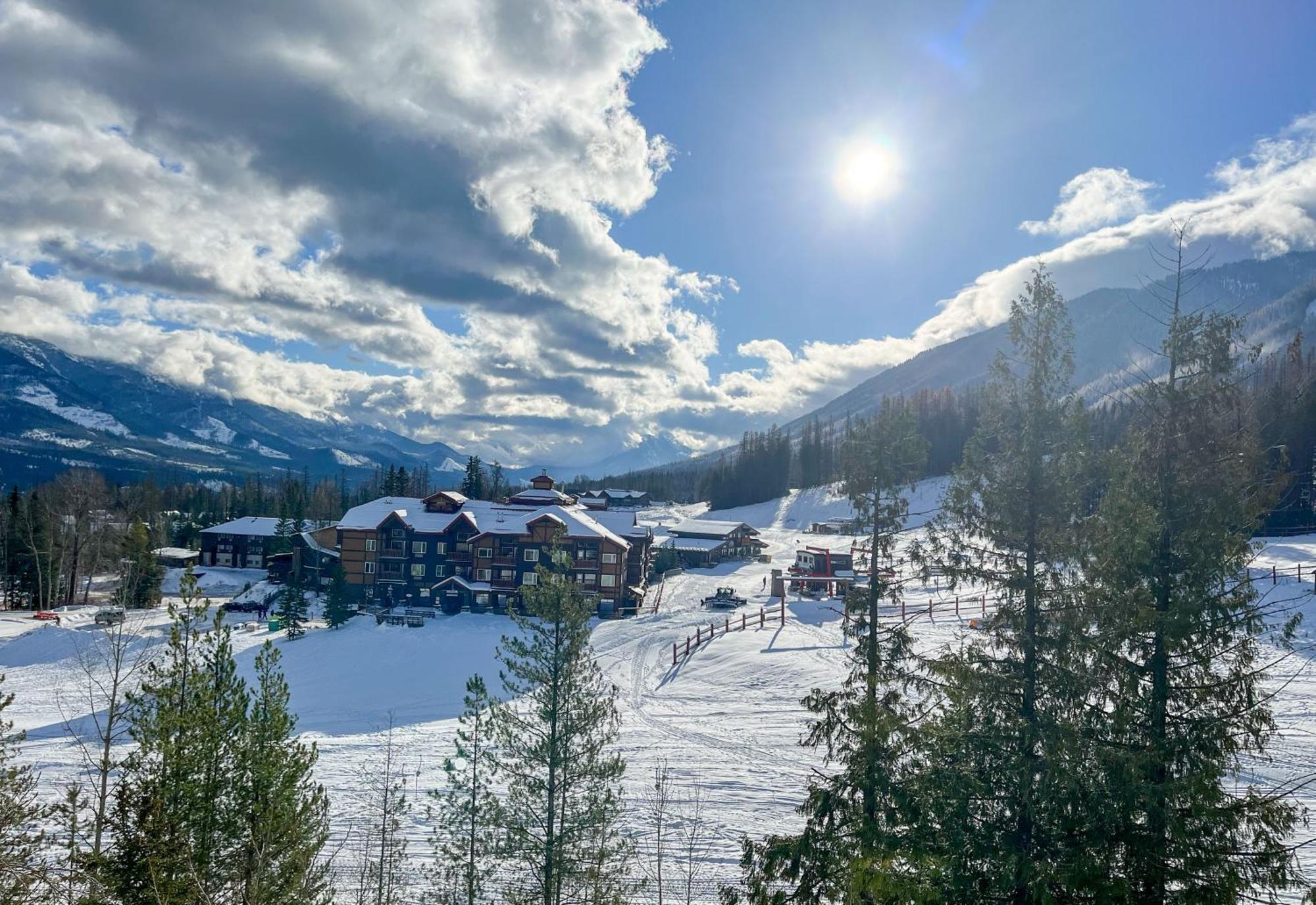 Snow Creek Lodge By Fernie Central Reservations Kültér fotó